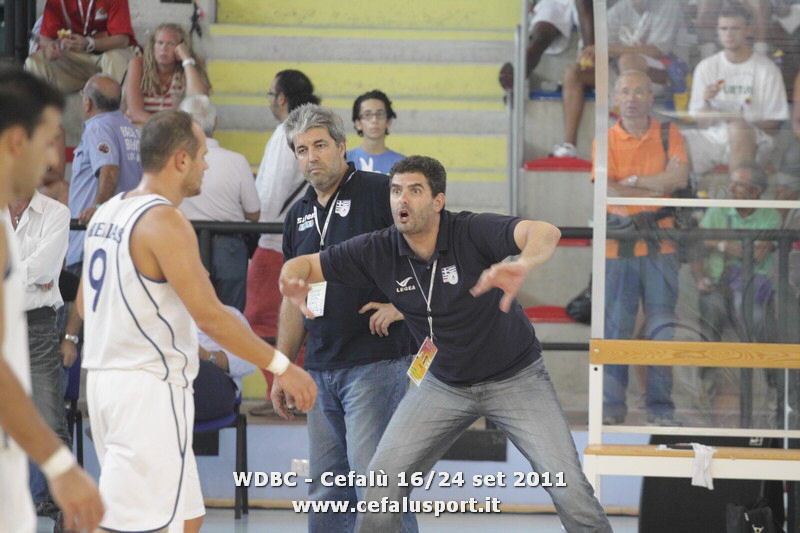 110921 basket 064_tn.jpg
